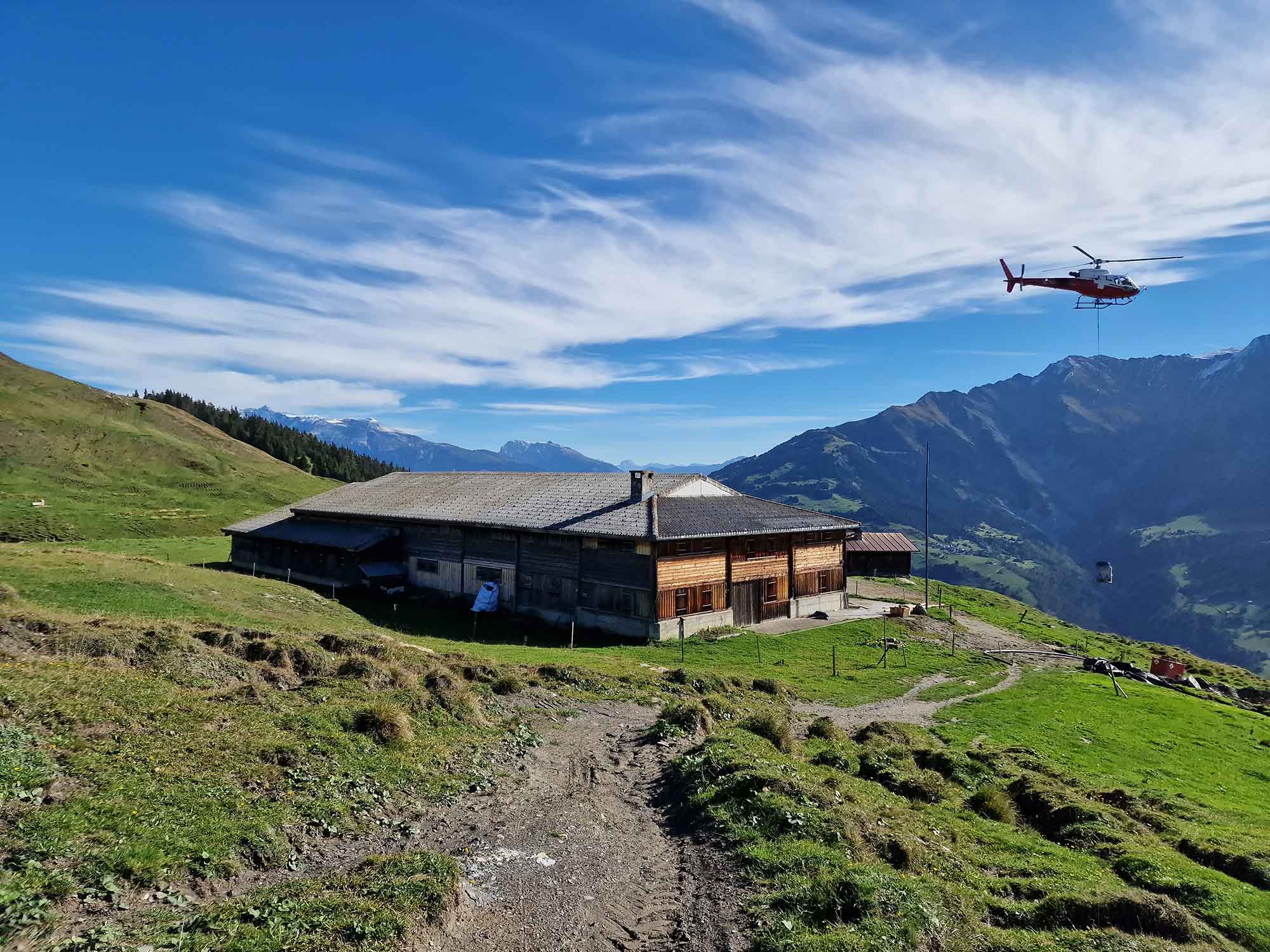 Die Alp Sogn Carli oberhalb Morissen