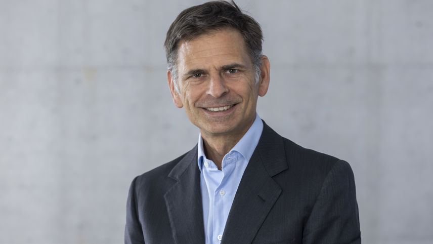 Dr. Lorenzo Trezzini, CFO (Leiter Finance & Services)